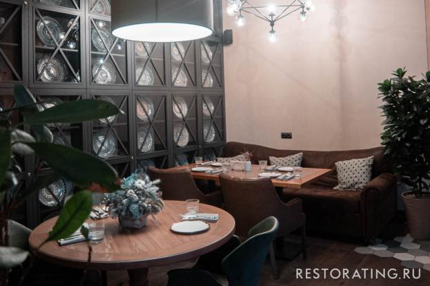 Интерьер ресторана Grill and Garden