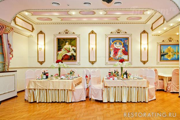 Интерьер ресторана Царица Востока