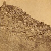 Выставка «Кубачи – Зирехгеран. Исторический портрет древнего города»