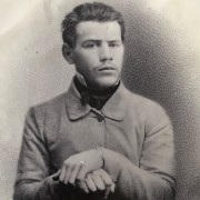 Выставка «Молодой Толстой»
