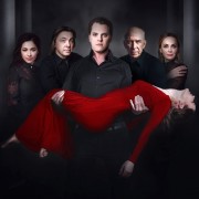 Музыкально-драматический спектакль «Хищники» 2019