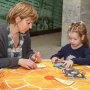 День матери в Дарвиновском музее 2023