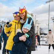 Благотворительный день на катке ВДНХ 2023