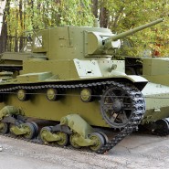 Выставка исторической военной техники в Парке Горького 2022 фотографии