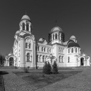 Выставка «Стена и Слово. Русский монастырь на границе с небом. Эдуард Бояков, Михаил Розанов» фотографии