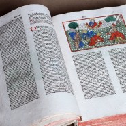 Выставка «Библия Гутенберга: начало нового времени» фотографии