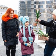 Международный женский день в парках Москвы 2023 фотографии