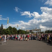 Музыкальный флэшмоб на ВДНХ фотографии