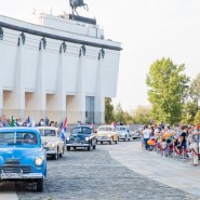 Выставка ретроавтомобилей на Поклонной горе 2019 фотографии