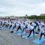 Международный день йоги в Москве 2023 фотографии