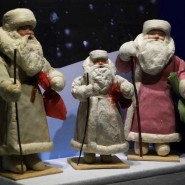 Выставка  «Дед Мороз, его компания и ...» фотографии