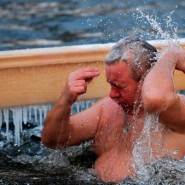 Крещенские купания 2016 в парках Москвы фотографии