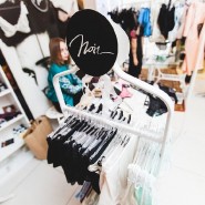 Маркет дизайнерской одежды «White Market» 2018 фотографии