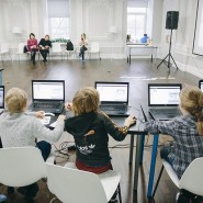 Бесплатный мастер-класс по программированию для детей фотографии
