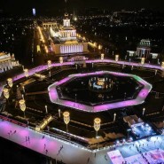 Каток на ВДНХ 2022-2023 фотографии