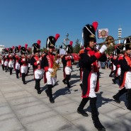 Шествие участников фестиваля «Спасская башня» на ВДНХ 2019 фотографии