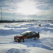 Зимние автомобильные трек-дни на Moscow Raceway 2021 фотографии