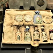 Выставка «Слава и величие парфюмеров царской России – Поставщиков высочайшего двора» фотографии