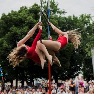 Фестиваль воздушной гимнастики в Парке Горького 2019 фотографии
