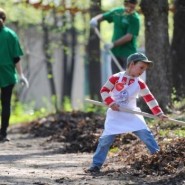 Субботники в московских парках фотографии