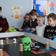 Бесплатные ИТ-фестивали «8-БИТ» для школьников от Московской школы программистов фотографии