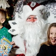 Главная Челлендж-елка 2026 в A4 KIDS CITY: иммерсивное шоу и новогодние челленджи фотографии