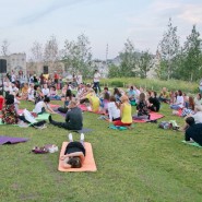 Международный фестиваль йоги в Музеоне 2023 фотографии
