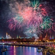 Новогодний салют 2018 в Москве фотографии