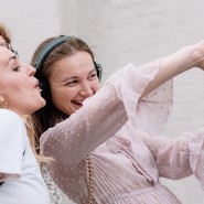 Иммерсивная прогулка «Город счастливых» фотографии