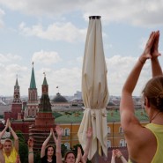 Международный день йоги в Москве фотографии