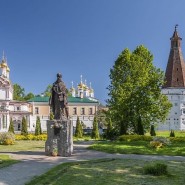 Программа бесплатных экскурсий «Между Петровским и Успенским. Москва августовская» 2020 фотографии