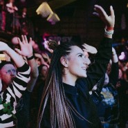 Главная летняя вечеринка Москвы — Латина на крыше: танцы из Рио с видом на Москву фотографии