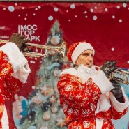 Предновогодние программы в парках Москвы 2019 фотографии