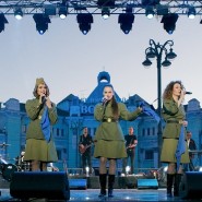 Концерт «Песни Победы» на площади Белорусского вокзала 2019 фотографии