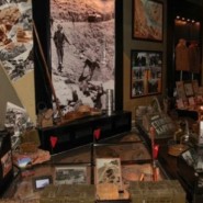Выставочный зал истории войны в Афганистане фотографии