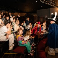 Хэллоуин в Музее Магии 2025 фотографии