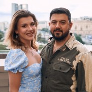 Легендарный джаз из культовых голливудских фильмов 90х на крытой крыше с летней верандой 2023 фотографии