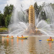 Сезон проката летнего транспорта на ВДНХ 2023 фотографии
