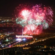 Салют на 9 мая в Москве 2021 фотографии