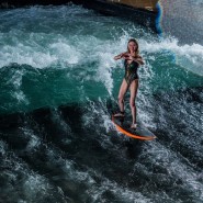 Серфинг круглый год в SURF BROTHERS SKOLKOVO фотографии