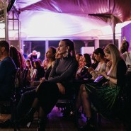 Живой джазовый трибьют легендарной Sade на теплой панорамной крыше с видом на Москву фотографии