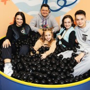 Развлечения для всей семьи на Арбате, 16 фотографии