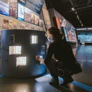 Выставка «Как стать евреем? Будни и традиции еврейского детства» фотографии