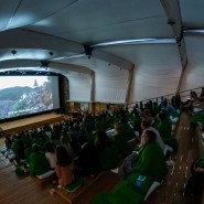Летний кинотеатр на ВДНХ 2022 фотографии