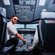 Подарок на 8 марта и конкурс на авиатренажёре Dream Aero фотографии