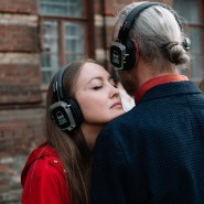 Иммерсивная прогулка «Город счастливых» фотографии