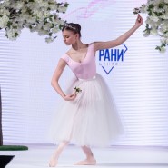 Главный модный показ в ЦДМ на Лубянке 2021 фотографии