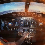 Подарок на 8 марта и конкурс на авиатренажёре Dream Aero фотографии