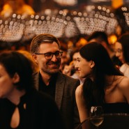 «Дюна», «Темный рыцарь» и другие вселенные Ханса Циммера: симфонический концерт при свечах на панорамной крыше фотографии