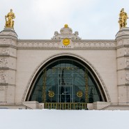 Выставка одного экспоната «Скафандр для внекорабельной деятельности» фотографии